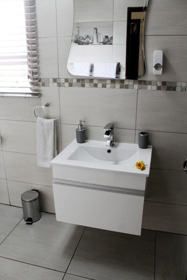 Midrand Bed And Breakfast Exteriör bild